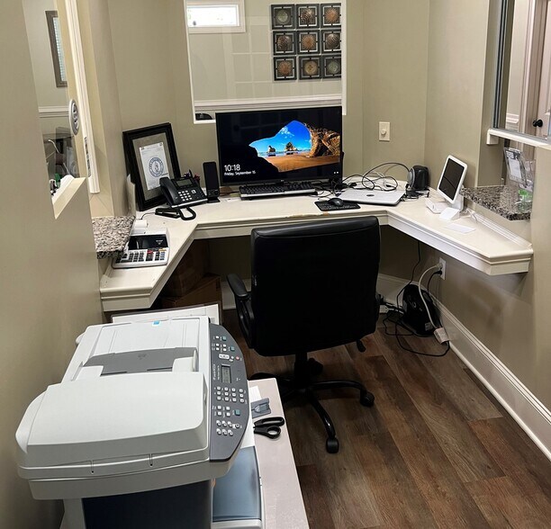 More Photos Of 2625 Rutledge Rd, Columbia Medical For Lease