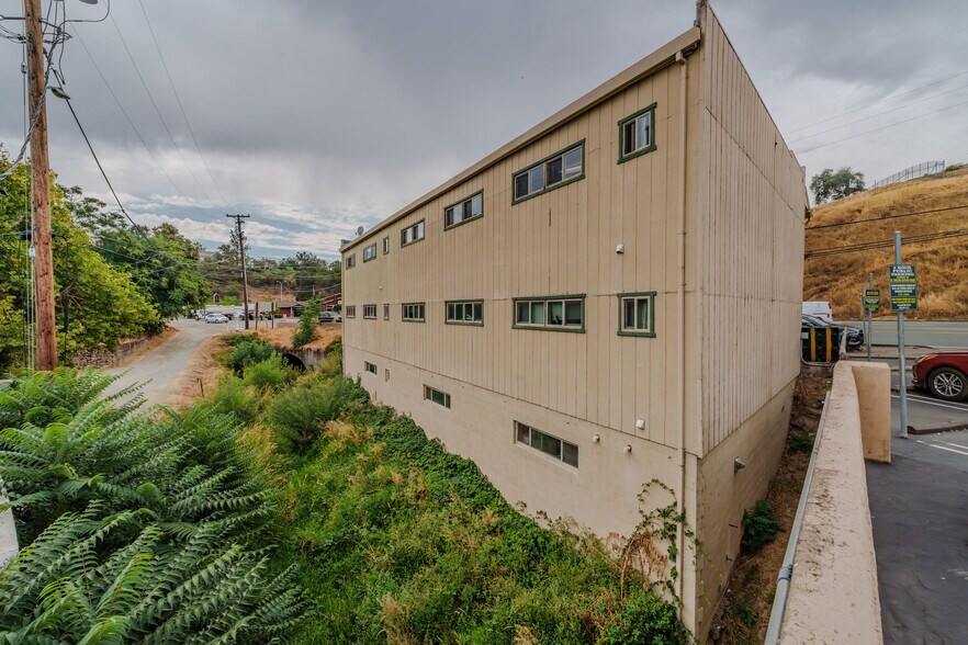 More Photos Of 40 N State Highway 49-88, Jackson Office For Sale