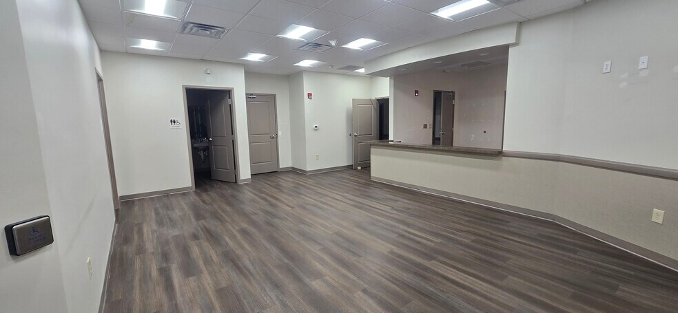 More Photos Of 2200-2202 W Spring Creek Pky, Plano Office For Lease