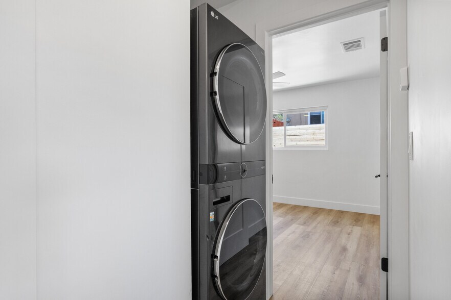 More Photos Of 632 Truly Ter, Vista Apartments For Sale