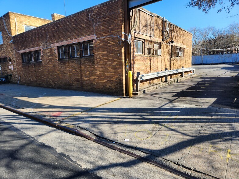 More Photos Of 1882-1912 Atlantic Ave, Brooklyn Warehouse For Lease