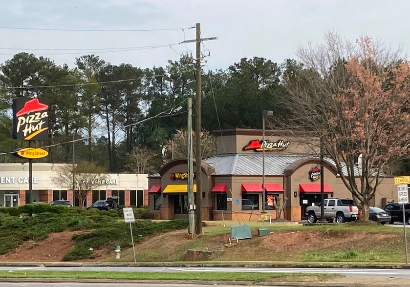 More Photos Of 4985 Flat Shoals Pky, Decatur General Retail For Sale