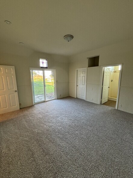 More Photos Of 3027 W Wise Rd, Lincoln Land For Sale