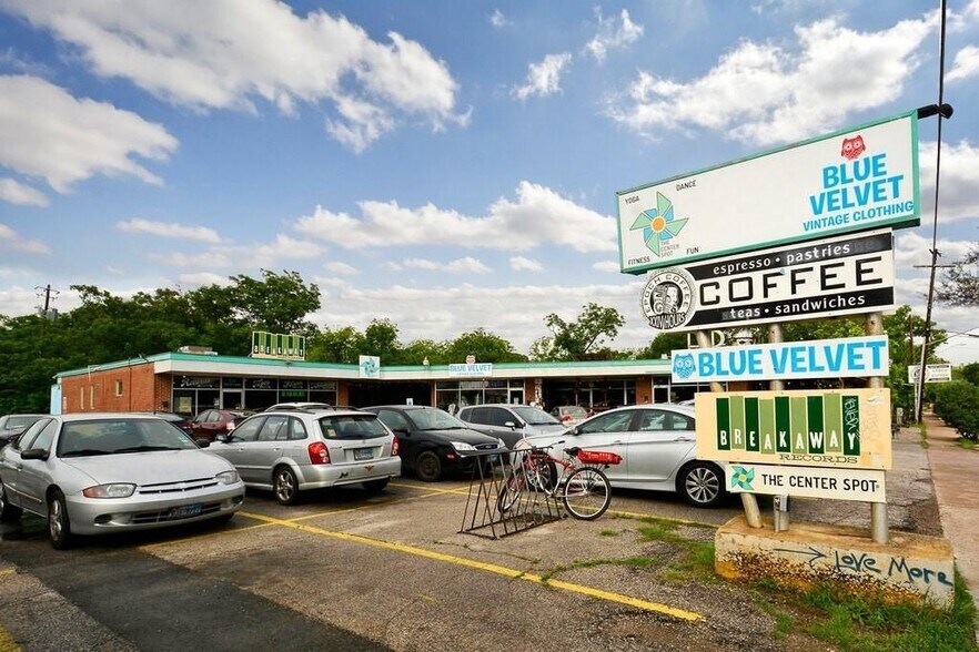 More Photos Of 607-611 Nelray Blvd, Austin Land For Sale