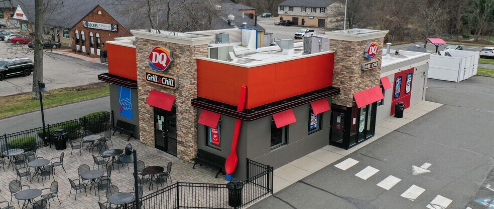 More Photos Of 845 Sullivan Ave, South Windsor Fast Food For Sale