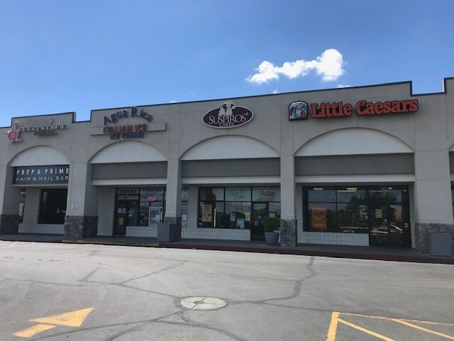 More Photos Of 351-499 W Mariposa Rd, Nogales Unknown For Lease