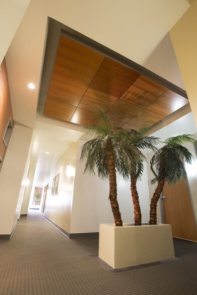 More Photos Of 4565 Ruffner St, San Diego Office For Sale