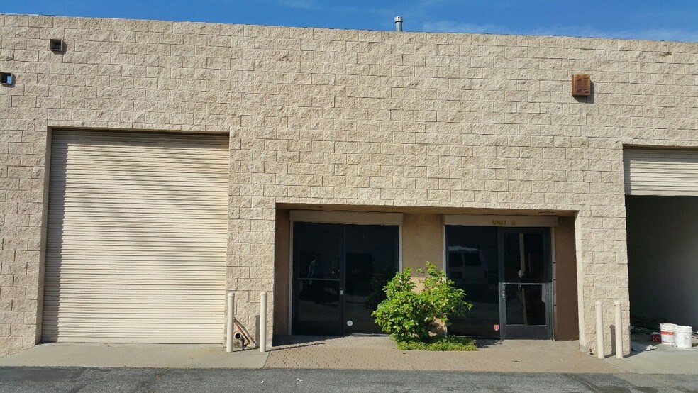 More Photos Of 12734 Branford St, Pacoima Warehouse For Sale