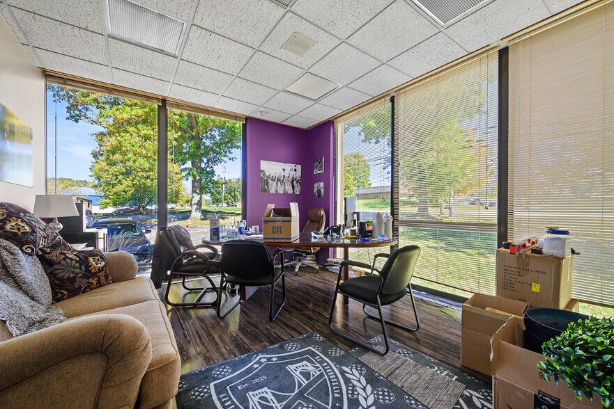 More Photos Of 11 Mayview Rd, Bridgeville Office For Sale