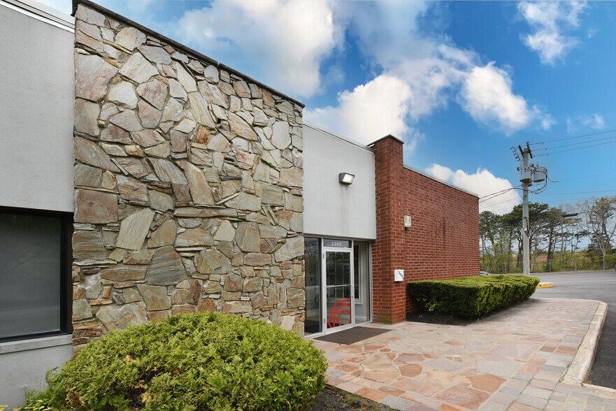 More Photos Of 1565 Ocean Ave, Bohemia Manufacturing For Sale