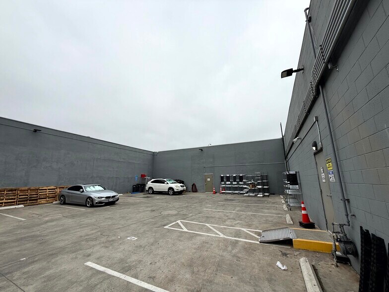 More Photos Of 1447 Santa Fe Ave, Long Beach Manufacturing For Sale