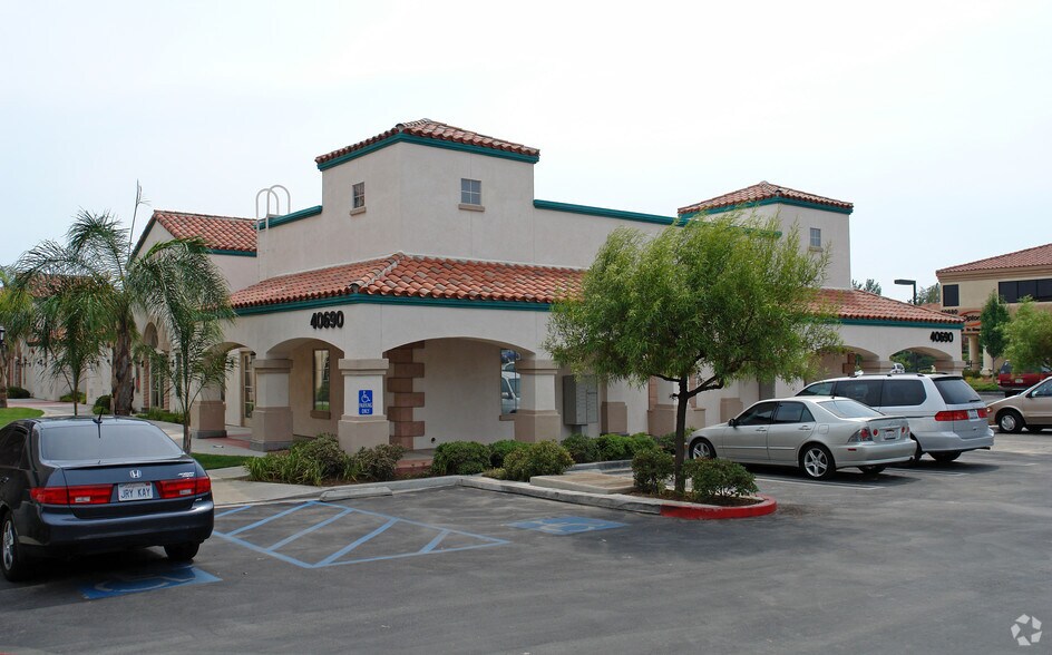 More Photos Of 40690 California Oaks Rd, Murrieta Medical For Lease