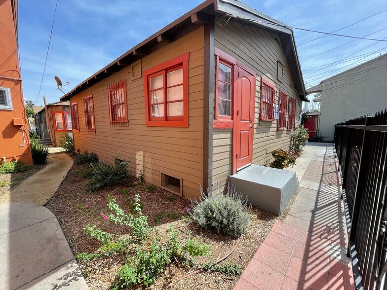 More Photos Of 6729-6731 Middleton St, Huntington Park Apartments For Sale