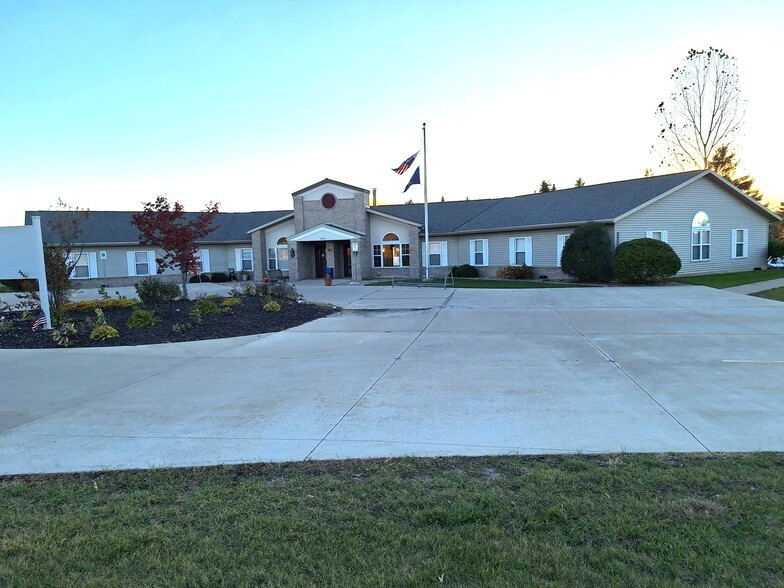More Photos Of 2500 Bel Meadow Dr, Green Bay Continuing Care Retirement Community For Sale