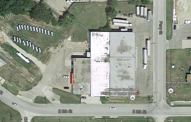 More Photos Of 530 E 8th St, Junction City Warehouse For Sale