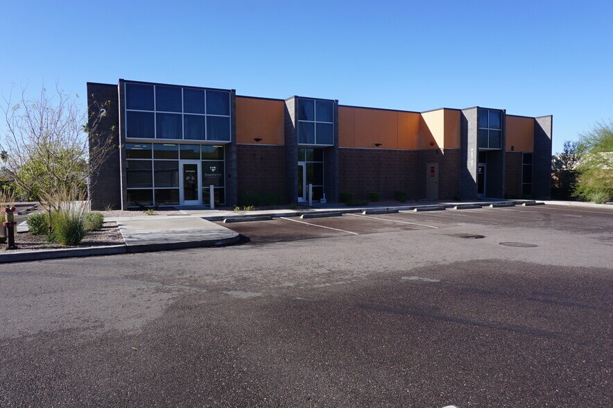 More Photos Of 7529 E Broadway Rd, Mesa Medical For Sale