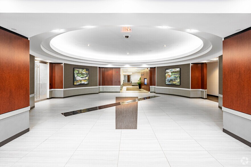 More Photos Of 2221 Edward Holland Dr, Richmond Office For Lease