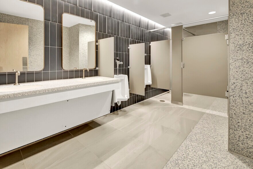 More Photos Of 717 W St Germain St, Saint Cloud Office For Lease