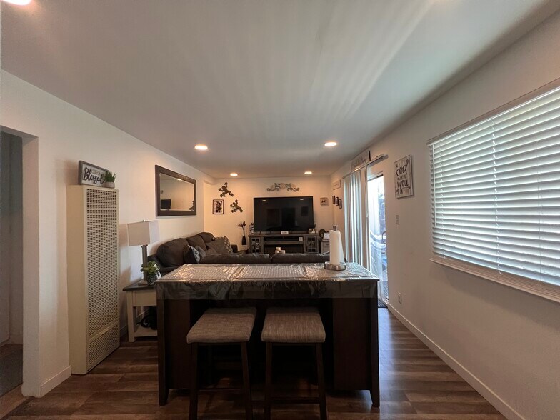 More Photos Of 4118 Redondo Beach Blvd, Torrance Apartments For Sale