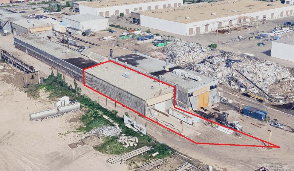 More Photos Of 6415 75th St, Edmonton Warehouse For Lease