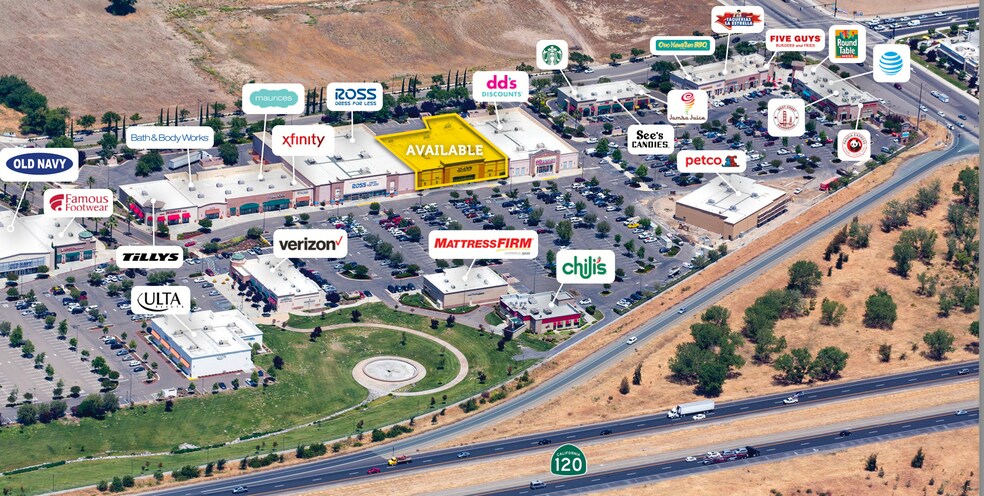 Primary Photo Of 2200-2250 Daniels St, Manteca Department Store For Lease