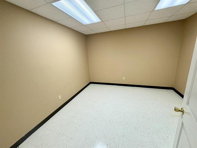 More Photos Of 301 Lake Dr, Ripley Office For Sale