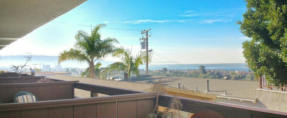 More Photos Of 2401 Pacific Coast Hwy, Hermosa Beach Medical For Lease