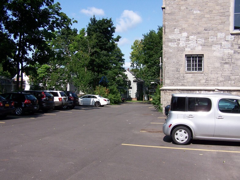 More Photos Of 421 University Ave, Rochester Loft Creative Space For Sale