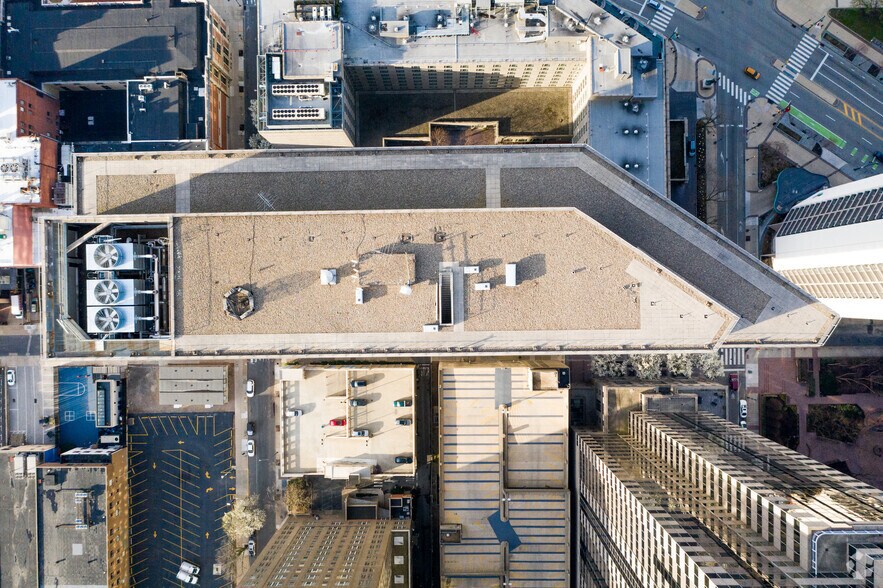 More Photos Of 130 N 18th St, Philadelphia Office For Lease