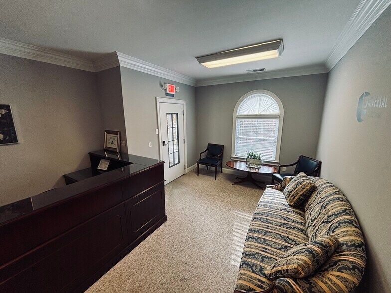 More Photos Of 4080 McGinnis Ferry Rd, Alpharetta Office For Sale