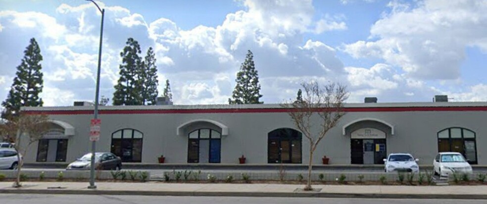 Primary Photo Of 21200-21212 Nordhoff St, Chatsworth Warehouse For Lease