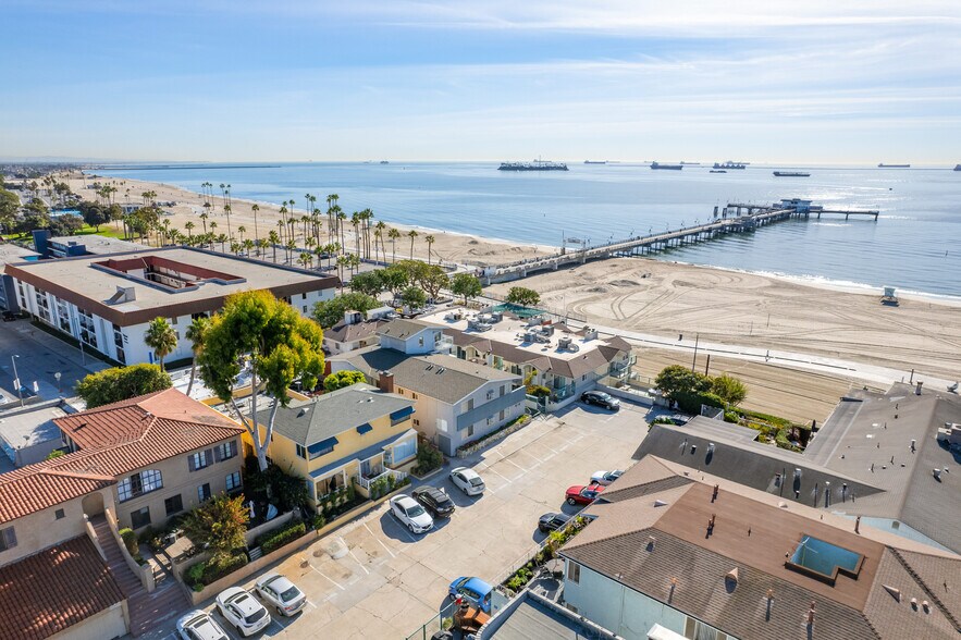 More Photos Of 16 38th Pl, Long Beach Apartments For Sale