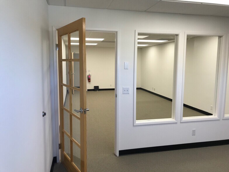 More Photos Of 171 Mayhew Way, Pleasant Hill Office Residential For Lease