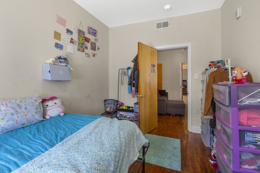 More Photos Of 4014 Market St, Philadelphia Storefront Retail Residential For Sale