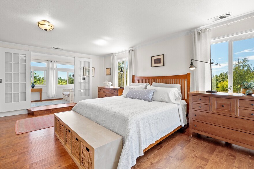 More Photos Of 7919 Empire Grade, Santa Cruz Multifamily For Sale