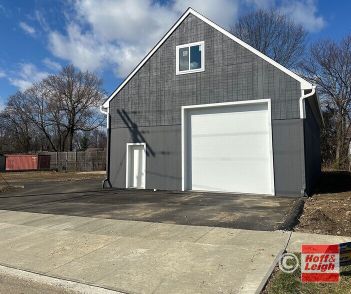 Primary Photo Of 168 Auble St, Wadsworth Industrial For Sale