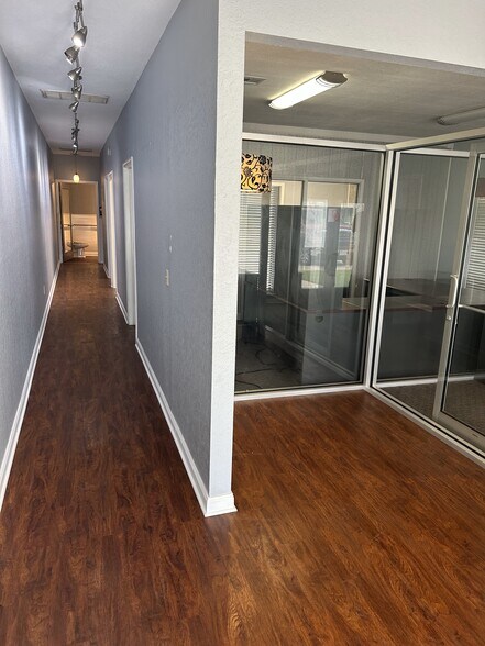 More Photos Of 2833 SW 119th St, Oklahoma City Loft Creative Space For Lease