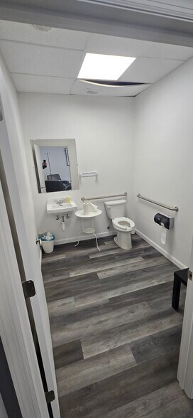 More Photos Of 841-845 Butler St, Pittsburgh Freestanding For Lease