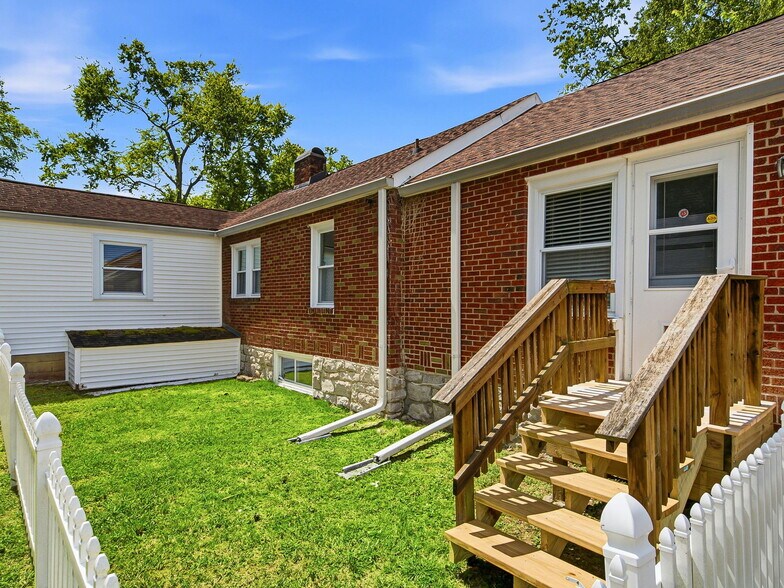 More Photos Of 1063 Louisville Hwy, Goodlettsville Flex For Sale