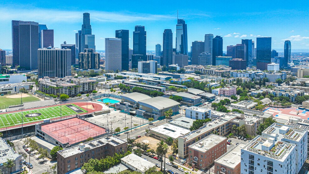 More Photos Of 1400 Miramar St, Los Angeles Land For Sale