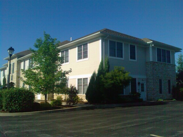 More Photos Of 1188 Bell St, Chagrin Falls Office For Lease