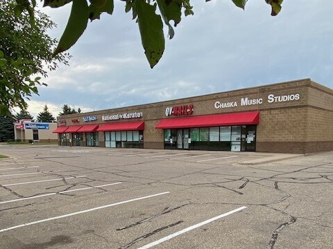 More Photos Of 1340 Crystal Ln, Chaska Unknown For Lease