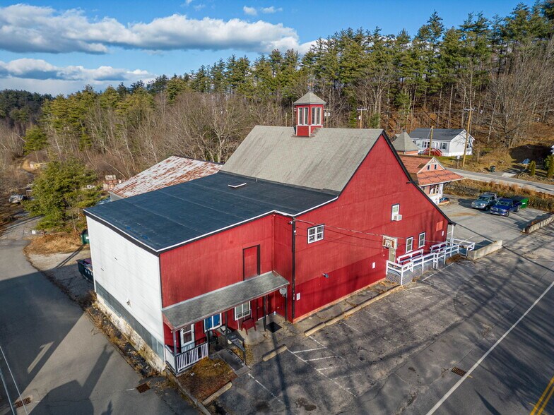 More Photos Of 8 Dunster Ave, Greenville Storefront Retail Residential For Sale