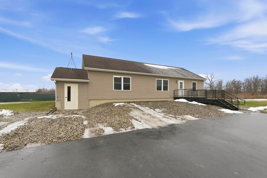 More Photos Of 206 Depot St, Butler Industrial For Sale