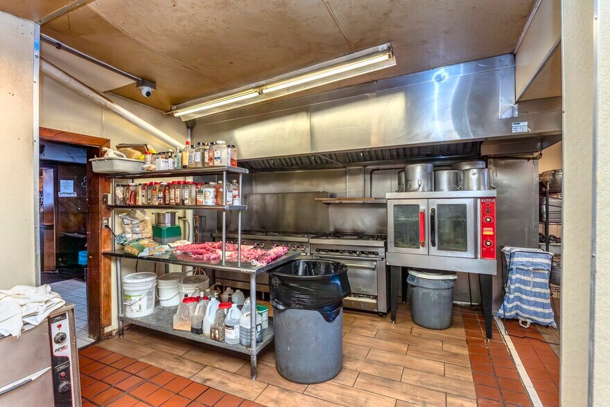 More Photos Of 812 Ulster Ave, Kingston Freestanding For Sale