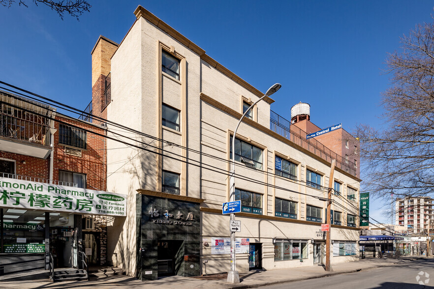 Primary Photo Of 135-21-135-27 38th Ave, Flushing Office For Lease