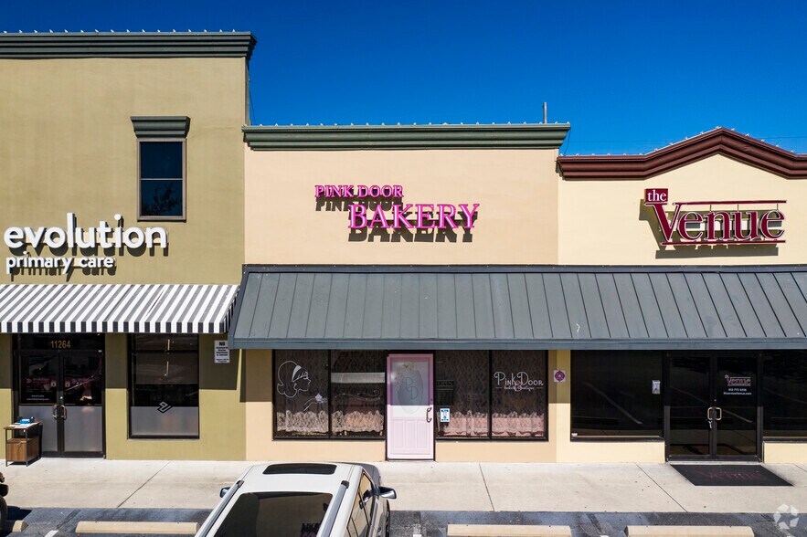 More Photos Of 11236-11264 Boyette Rd, Riverview Unknown For Lease