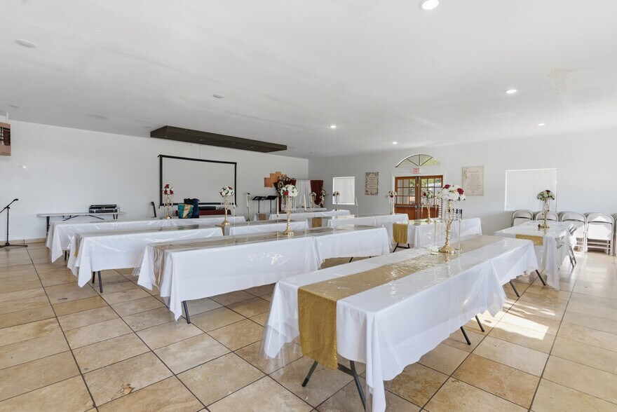 More Photos Of 375 C St, Arvin Specialty For Sale