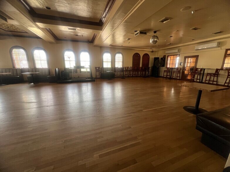 More Photos Of 17 S 1st St, Alhambra Restaurant For Sale