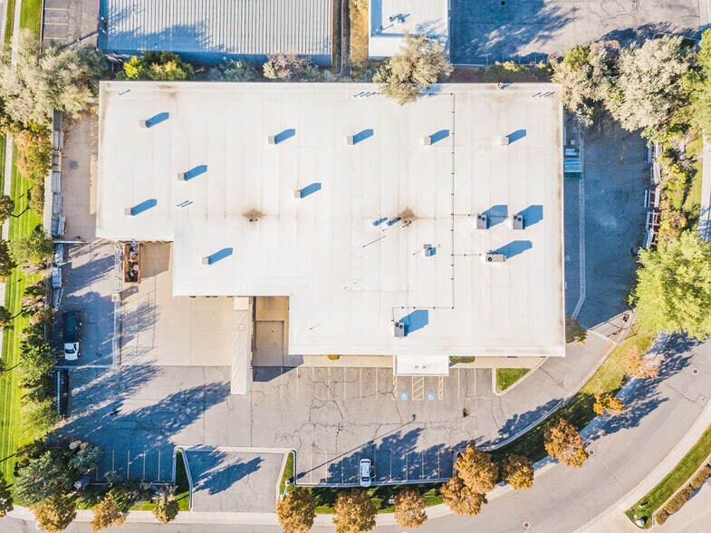 More Photos Of 662 W Commerce Park Dr, Midvale Warehouse For Sale